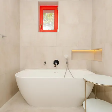 Bohem Borklub Bed & Breakfast Tallya