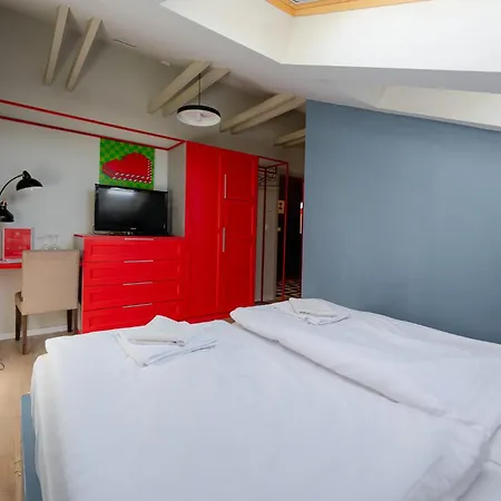 Bohem Borklub Bed & Breakfast Tallya