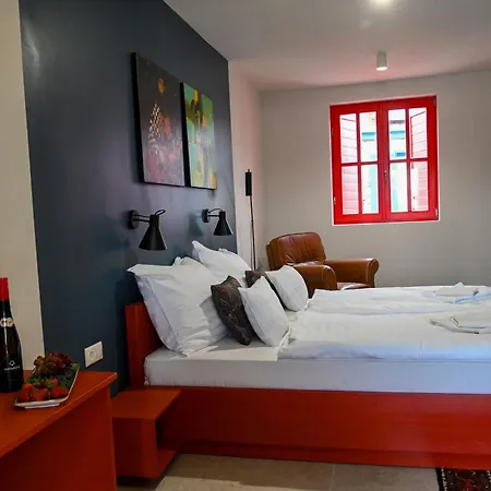 Bohém Borklub Bed & Breakfast 4*