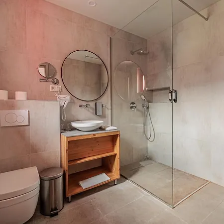 Nocleg ze śniadaniem Bohem Borklub Tállya