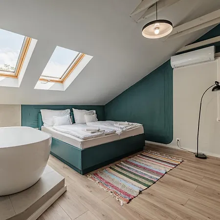 Bed & Breakfast Bohém Borklub 4*