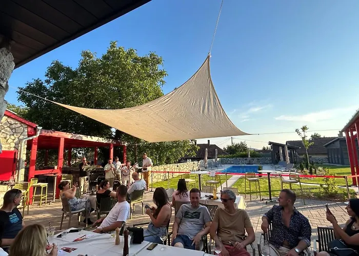 Bohem Borklub Bed & Breakfast 4*