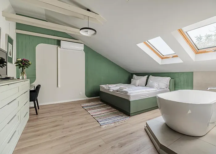 Bohem Borklub Bed & Breakfast
